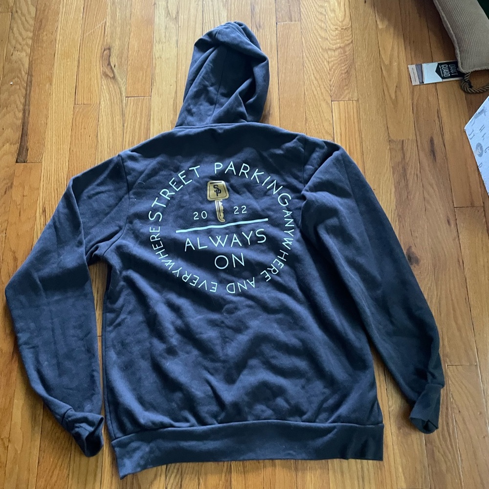 Street Parking 2022 “Always On” zip up EUC